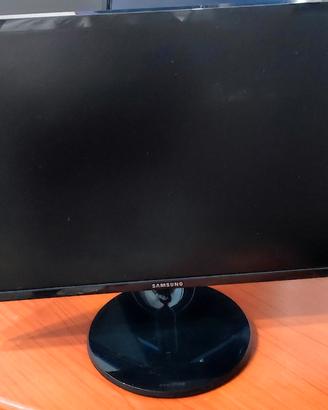 Monitor PC Samsung 24 pollici Full HD - S24F350FHU