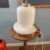 Lampada da tavolo vetro opalino vintage