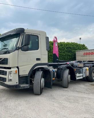 VOLVO VOLVO FM480 SCARRABILE 8X4