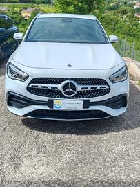 Mercedes GLA 200 AMG Line no.le.gg.io. no scoring 