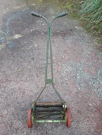 Tagliaerba manuale a spinta anni 50