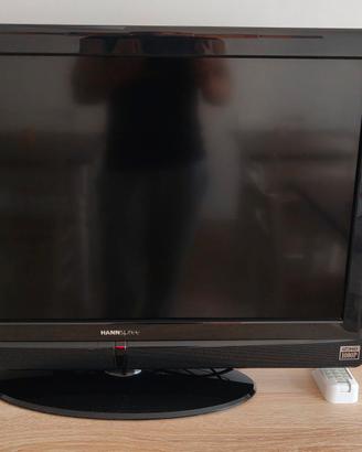 TV 32" HANNspree + decoder DVB-T2