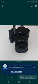 Canon EOS 2000D DSLR - Come Nuova - Completa