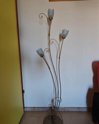 Piantana / Lampada da terra in ferro battuto