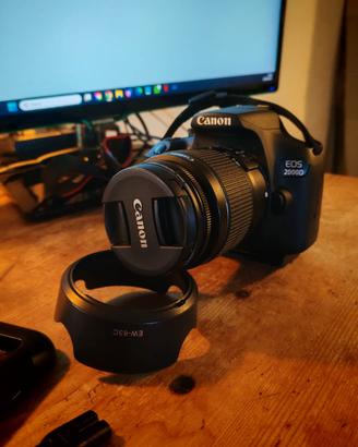 Canon Eos 2000d + kit