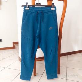 Nike tech