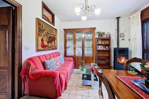 4 LOCALI A TRINITÀ D'AGULTU E VIGNOLA