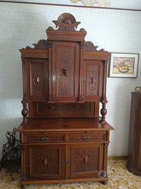 Credenza doppio corpo neorinascimentale 