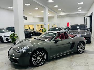 Porsche 718 Boxster 2.0 - possibilità leasing e no