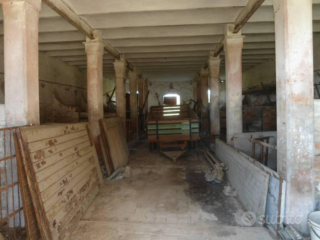 Rustico / Casale di 1000 m² a Argenta - Vista 5