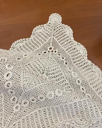 Tovaglia crochet grande circa 10 posti ecru