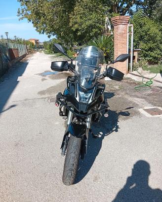 Voge 500 Ds valico