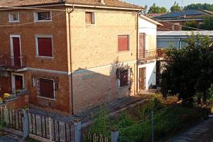 Casa Unifamiliare Indipendente con Giardino