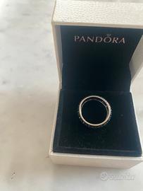 Anello Pandora.