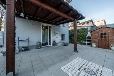 VILLA SINGOLA A CAMPAGNOLA EMILIA