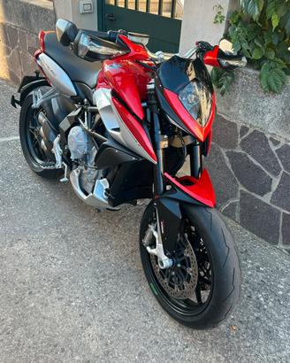 Mv agusta rivale 800