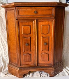 Mobiletto vintage con casseto e due ante