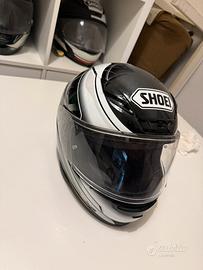 Casco Shoei e Dainese bianco e nero