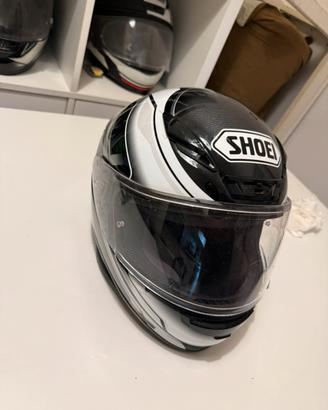 Casco Shoei e Dainese bianco e nero