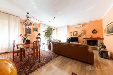 VILLA SINGOLA A SETTIMO MILANESE