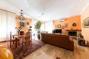 VILLA SINGOLA A SETTIMO MILANESE