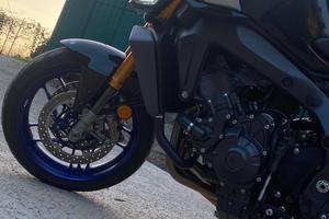 MT09 SP Akra Racing Trattabile