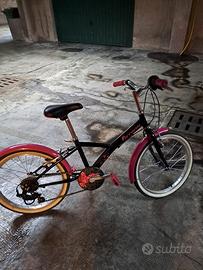 bicicletta ragazzina