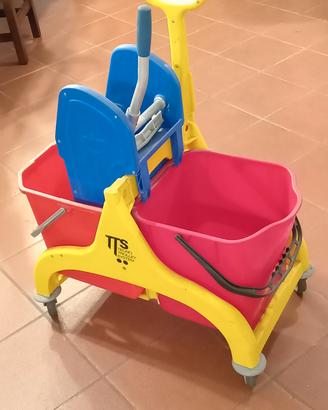 carrello lavapavimenti nuovo