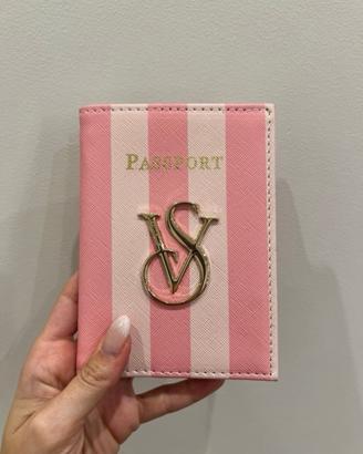 Custodia per passaporto Victoria’s Secret