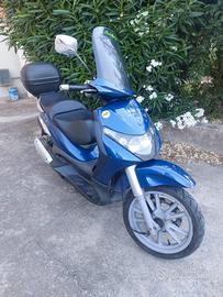 Piaggio Beverly 250