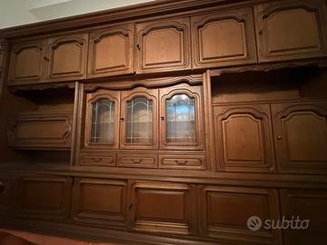 Parete attrezzata in legno massello stile tedesco