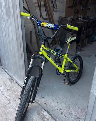 Bmx Atala
