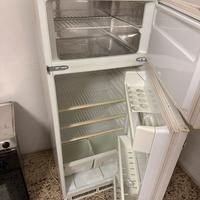 Frigo da incasso Ariston