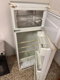 Frigo da incasso Ariston