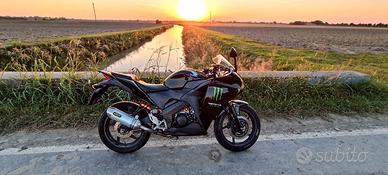 Honda CBR 125 R