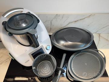 Bimby TM5 completo+ Varoma+cook-key come nuovo