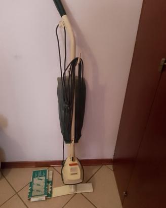 aspirapolvere vintage vorwerk mod.vk117 