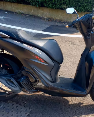 Honda SH 125i Sport