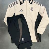 tuta real madrid NUOVA