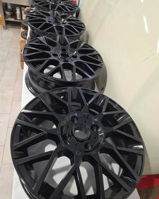 Momo Revenge 6jx16"