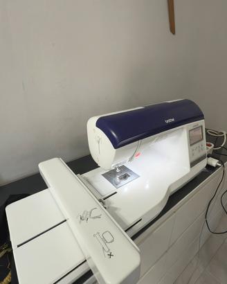Macchina da ricamo brother innovis nv 800 e