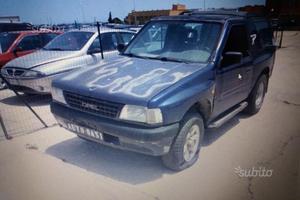 OPEL FRONTERA 2.5 td vm 97 RICAMBI