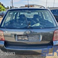 VW PASSAT VARIANT 3B6 1.9 TDI 101CV ricambi