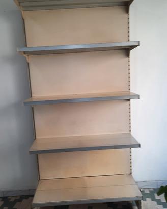 scaffale 