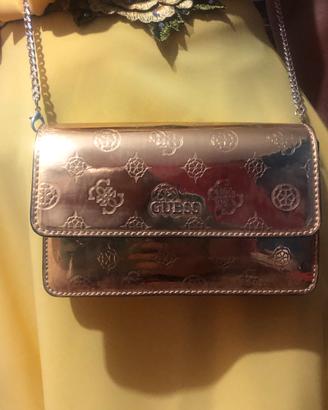 Pochette / Tracollina Guess