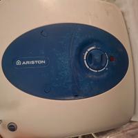 Scaldabagno elettrico rapido Ariston