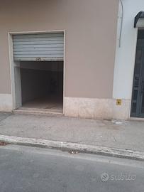 Garage traversa via B. Croce Pe Porta Nuov