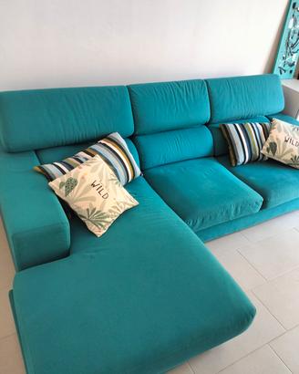 Divano con chaise longue