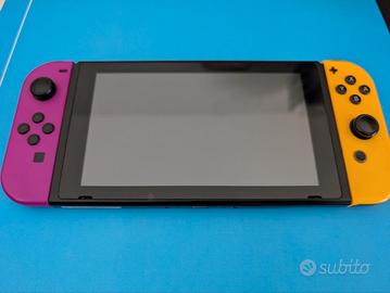 Nintendo Switch V1 (2 Giochi+Joycon+dock station)