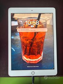 iPad 6ª generazione Wi-Fi – 32 GB Oro Rosa